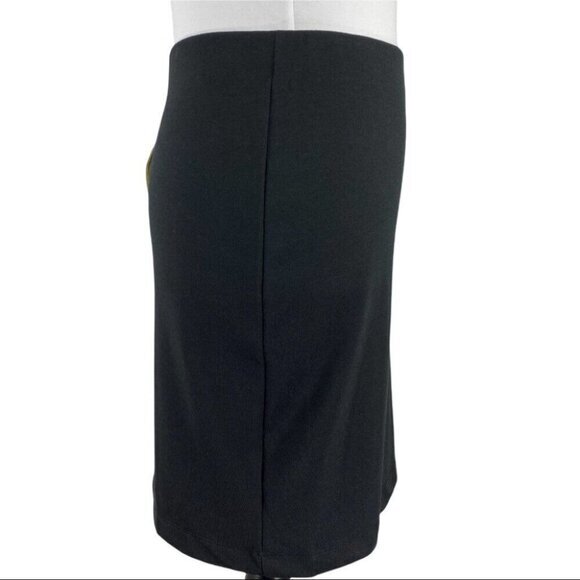 Casual Corner by Green Envelope Women's NWT Black Knit Stretch Mini Skirt S/W27 - Picture 2 of 7
